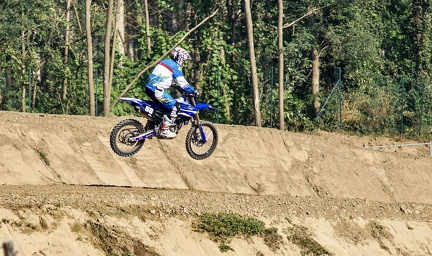 D4913888-8B45-4BEA-B1B5-96A0A8DB578B